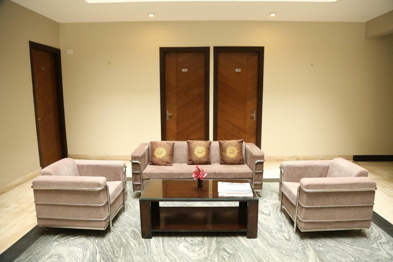 Royal Residence On Sohna Road Delhi  Buitenkant foto